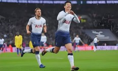 九游体育亚洲官网-热刺主帅战术高明，欧冠决赛在望