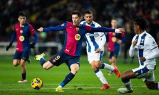 九游体育网页版登录入口-西甲激战：巴塞险胜保住领先优势