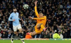 九游体育网页版-皇马挫败对手，冲刺欧冠强不容失败的简单介绍