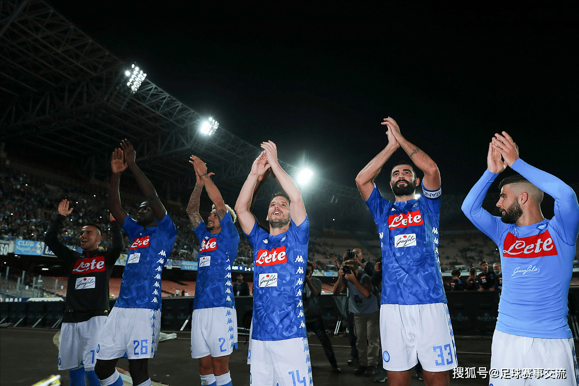 包含克里斯塔尔宫主场不敌，遭遇战绩低迷多次丢球颓势明显！的词条