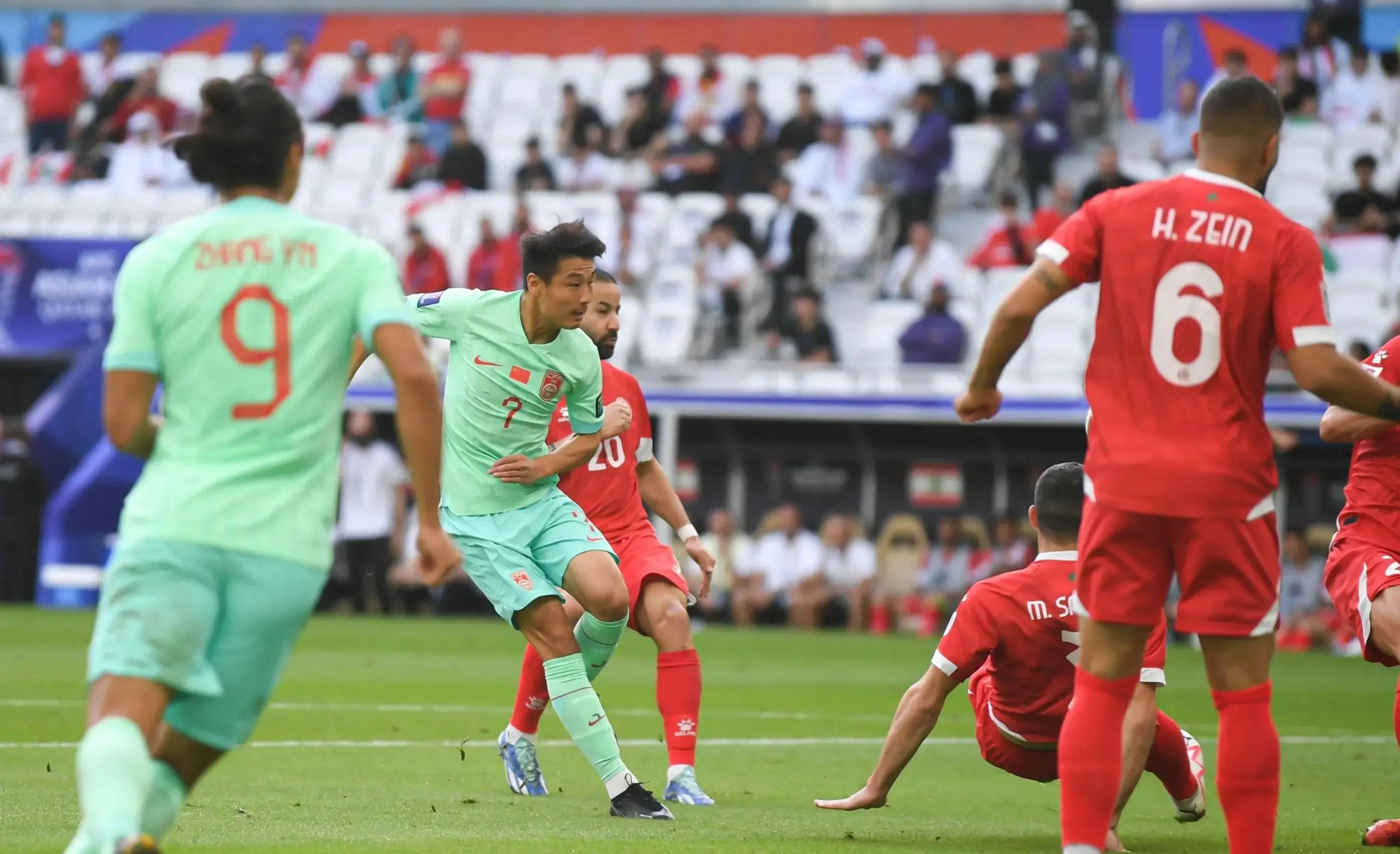 关于亚洲足球比赛的最新赛况一览无余