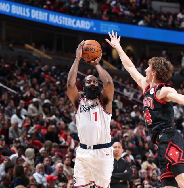 快船队豪取七连胜，稳固西部领头羊地位的简单介绍