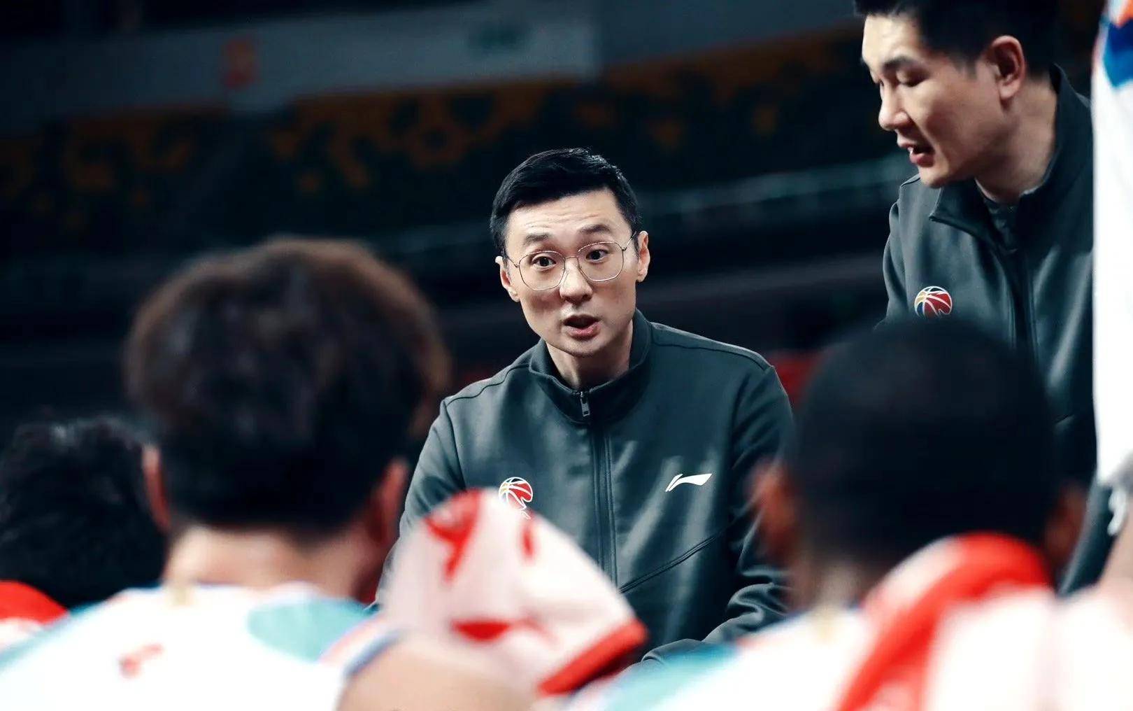 外援表现抢眼，带领球队在CBA赛场上大放光彩