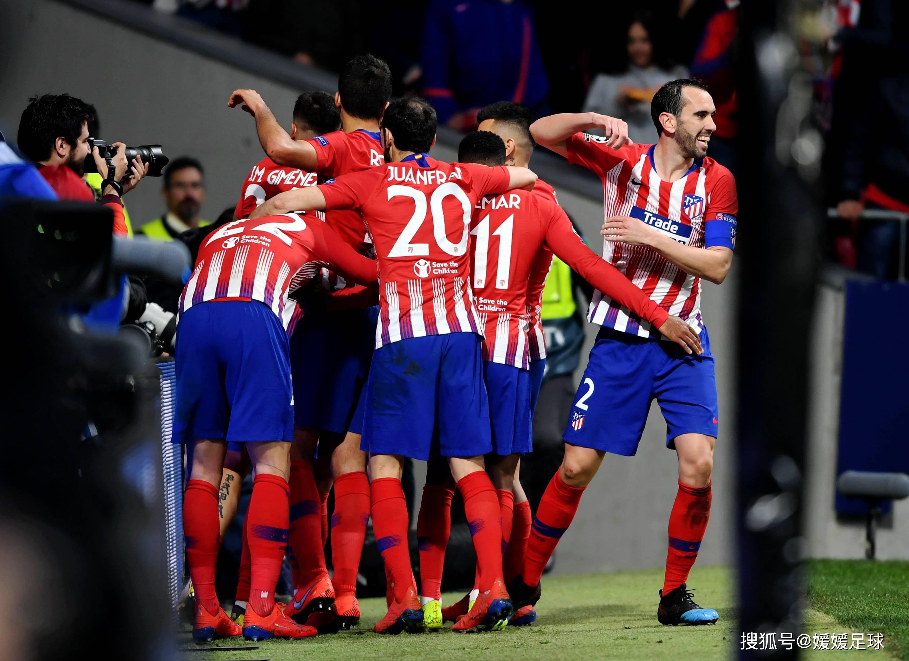 关于格拉纳达在比赛中表现不俗，坚守阵地的信息