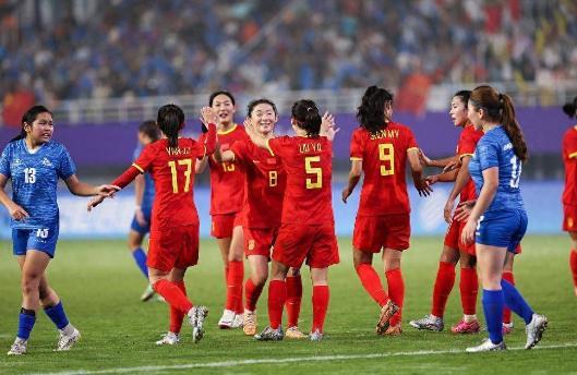 关于中国女足团结一致，共同为国争光的信息