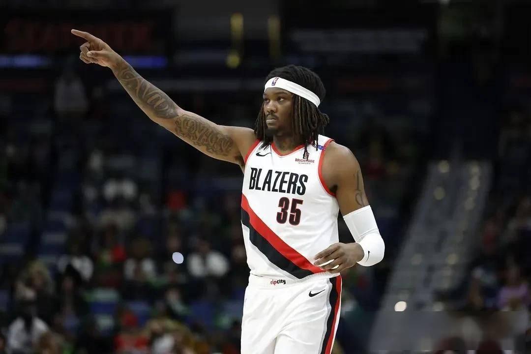 开拓者核心双塔表现抢眼，帮助全队逆转击败雄鹿的简单介绍