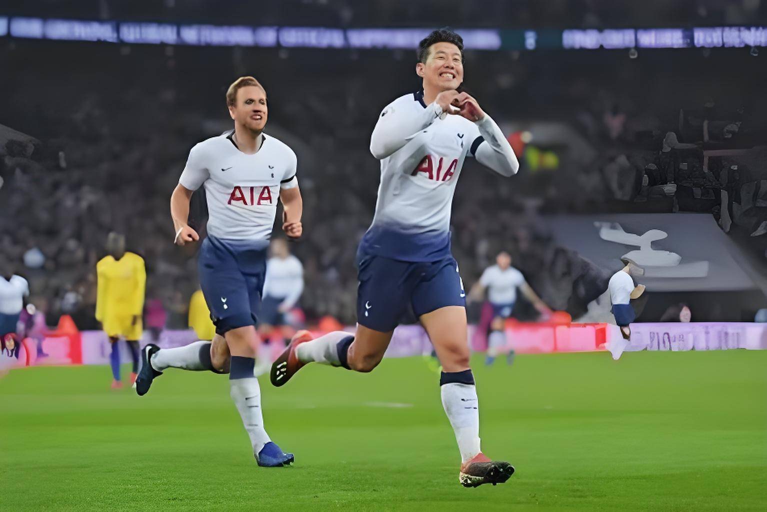 热刺主帅战术高明，欧冠决赛在望