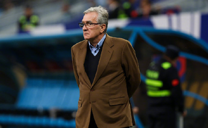 球队主教练赞誉球员表现，赛后信心爆棚