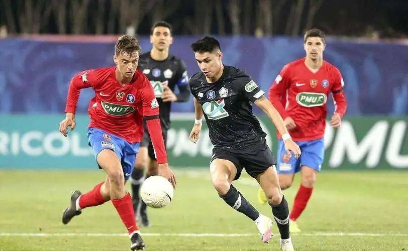 亚眠客场遭遇洛里昂逆转，遗憾失分的简单介绍