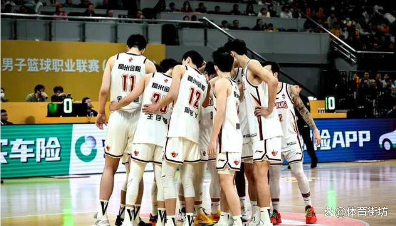 球队签下新援，增强实力迎接挑战的简单介绍