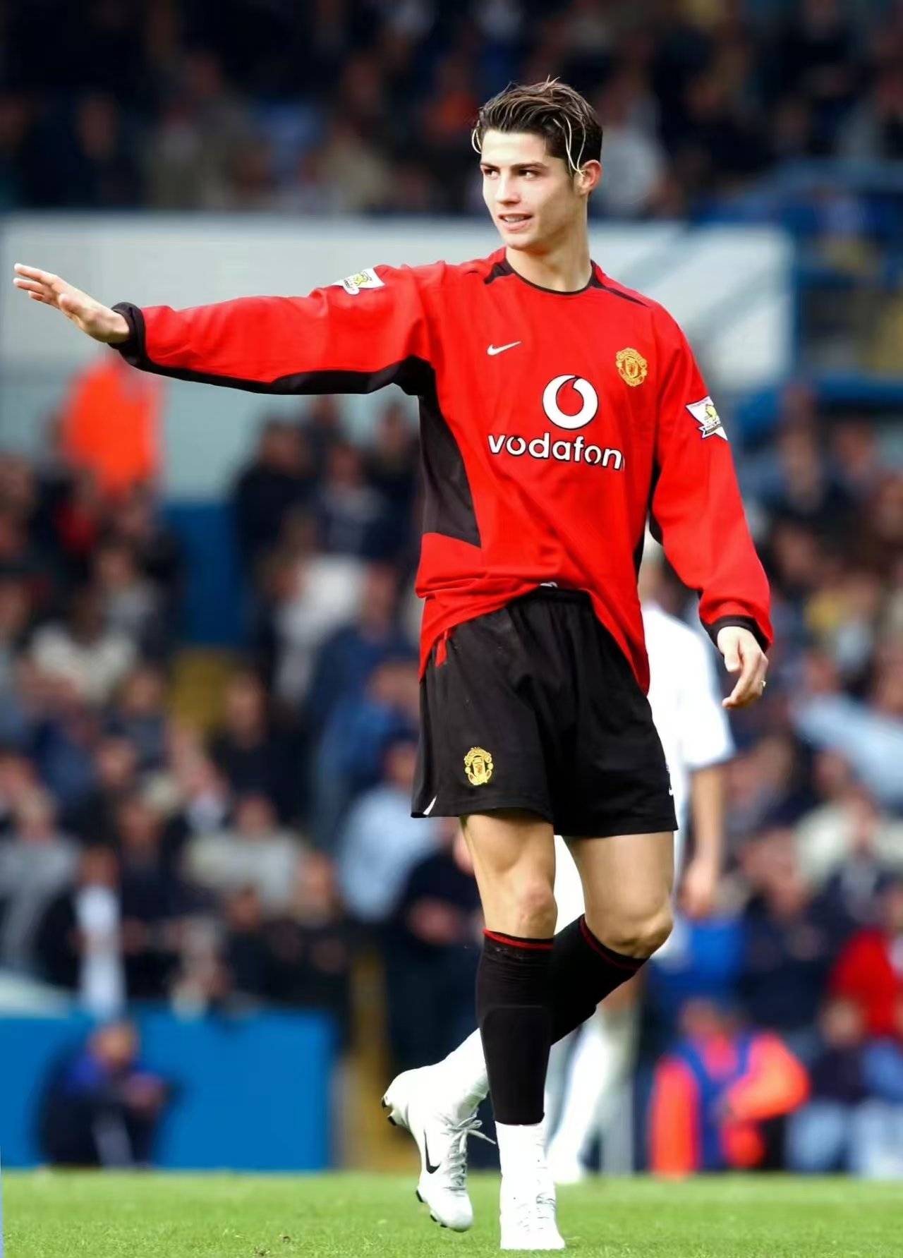 凯泽斯劳滕在主场击败对手，重振德甲信心的简单介绍