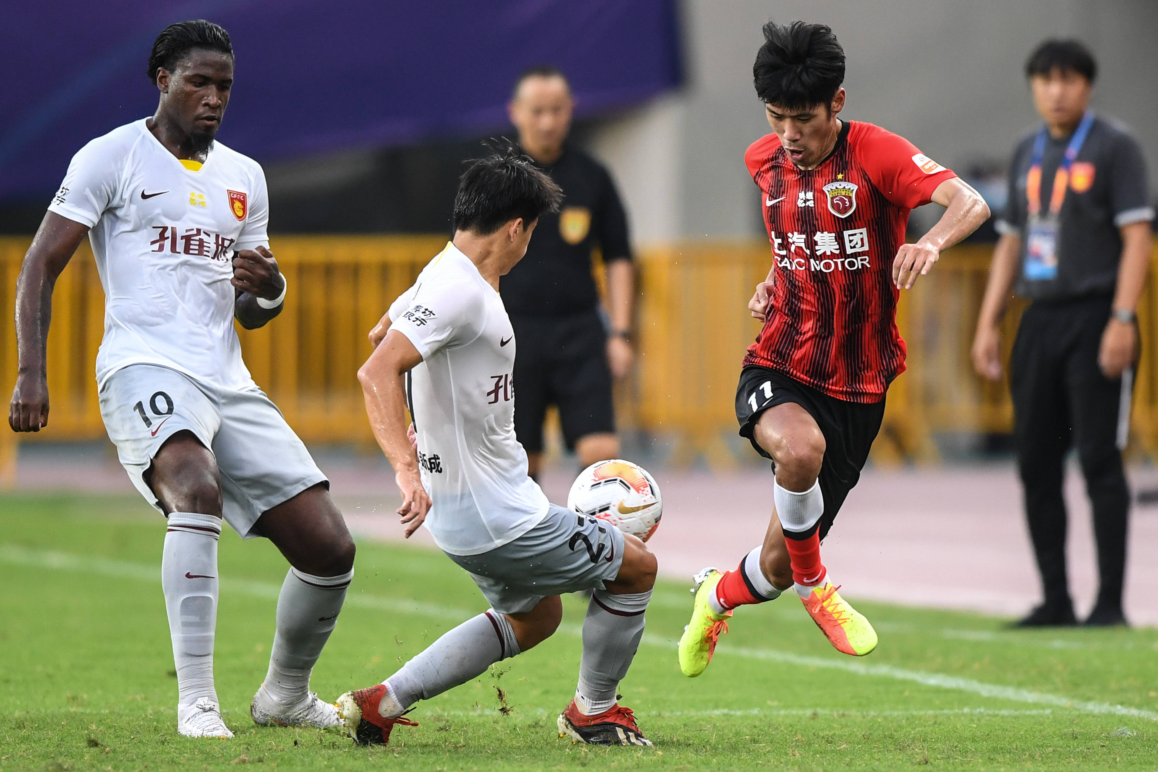 包含河北华夏幸福夺得比赛，展现出强悍的实力的词条