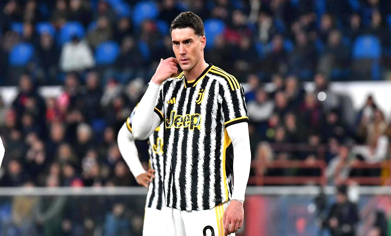 尤文图斯官方确认签下荷兰年轻后卫的简单介绍