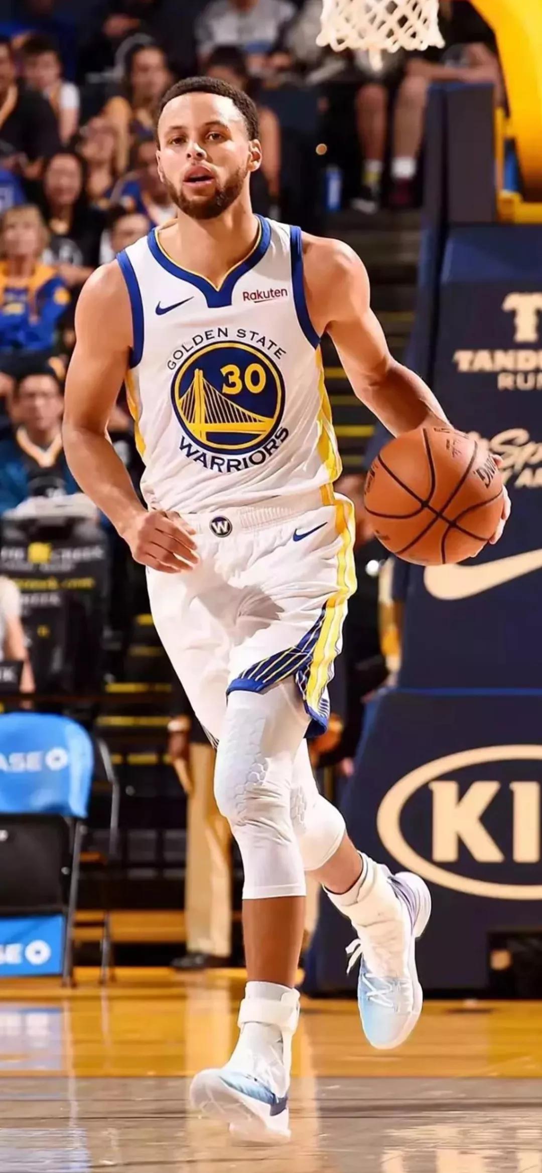 关于顶尖球员特写：勇士队掌控比赛打破记录连胜创历史的信息