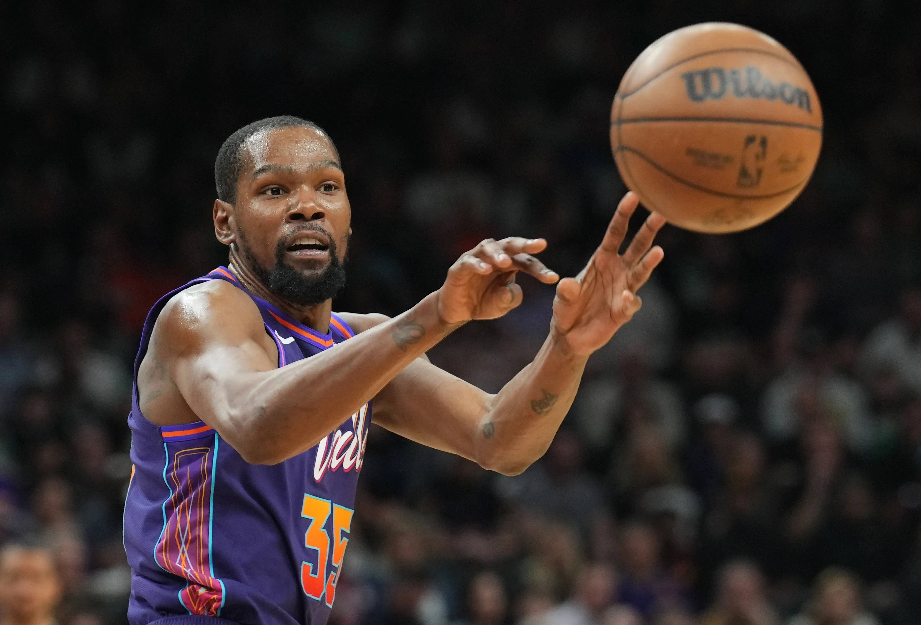 包含太阳队迎战艰巨，国王队取胜机会如何？的词条