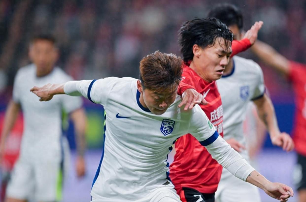 战胜劲旅后，球队信心大增备战下一场比赛