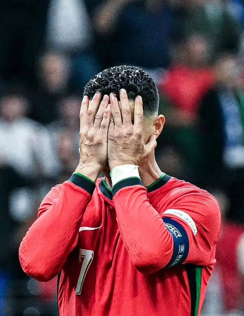 尤文图斯压力沉重，C罗需现身说法