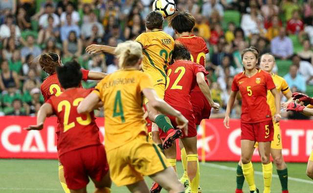 中国女足再次展现实力，晋级半决赛