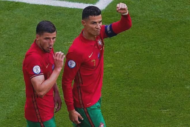 欧洲联赛四分之一决战激荡，法国球队展现实力的简单介绍