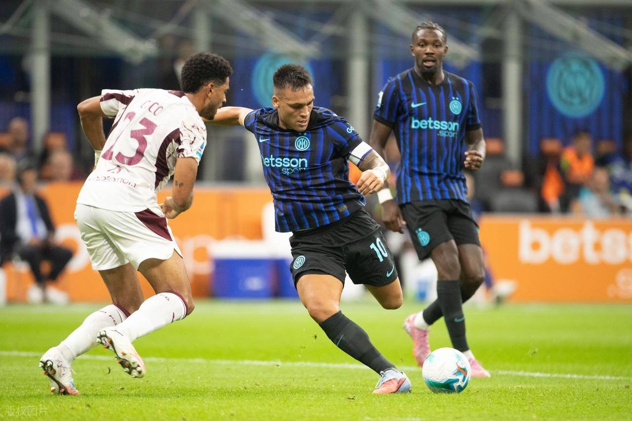 包含乌迪内斯主场大胜都灵，保级前景一片光明的词条