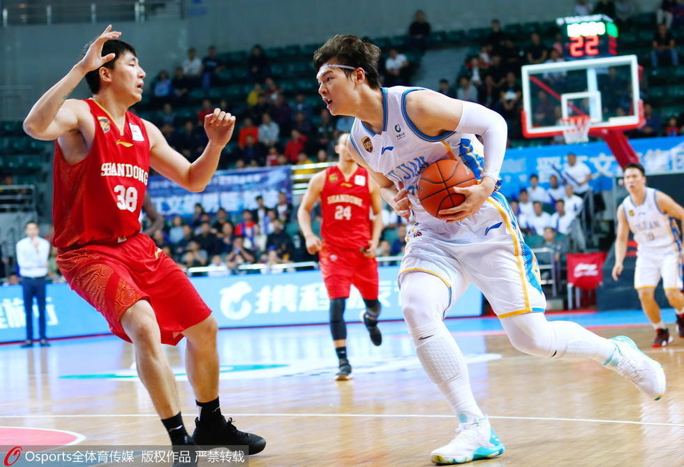 湖南男篮大胜福建队，豪取胜利
