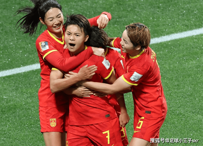 关于世界女足赛事中，中国队一路高歌，荣膺冠军的信息