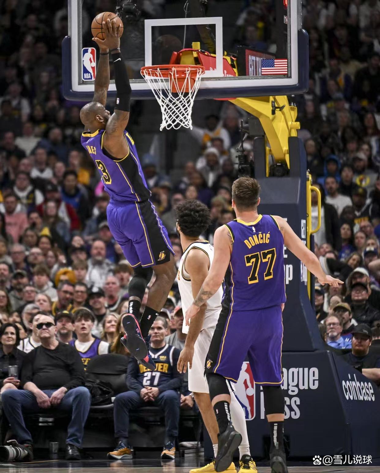 湖人主场击败开拓者，领先西部